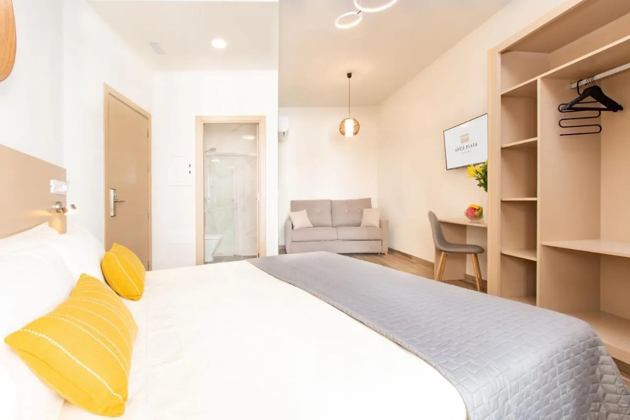 אדחה Suncanarias Hotel Adeje Plaza 0*,  ספרד